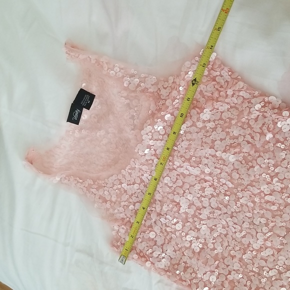 Light pink sequin tank top from Vanity (M) - Picture 3 of 5